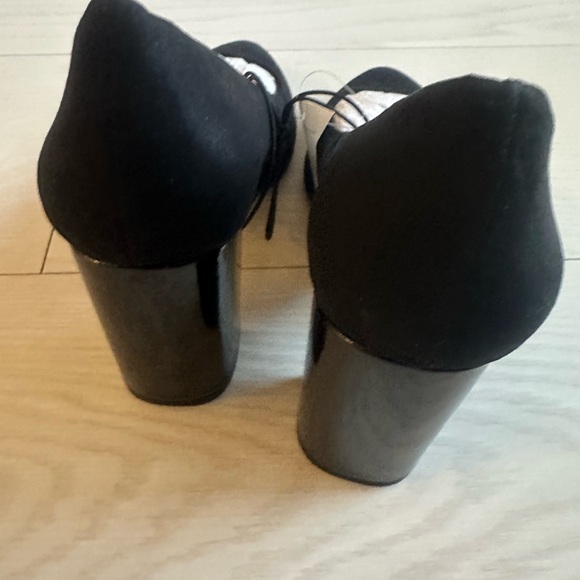 🚨CLEARANCE SALE🚨 “NEW” H&M BLACK PUMPS - Picture 8 of 9